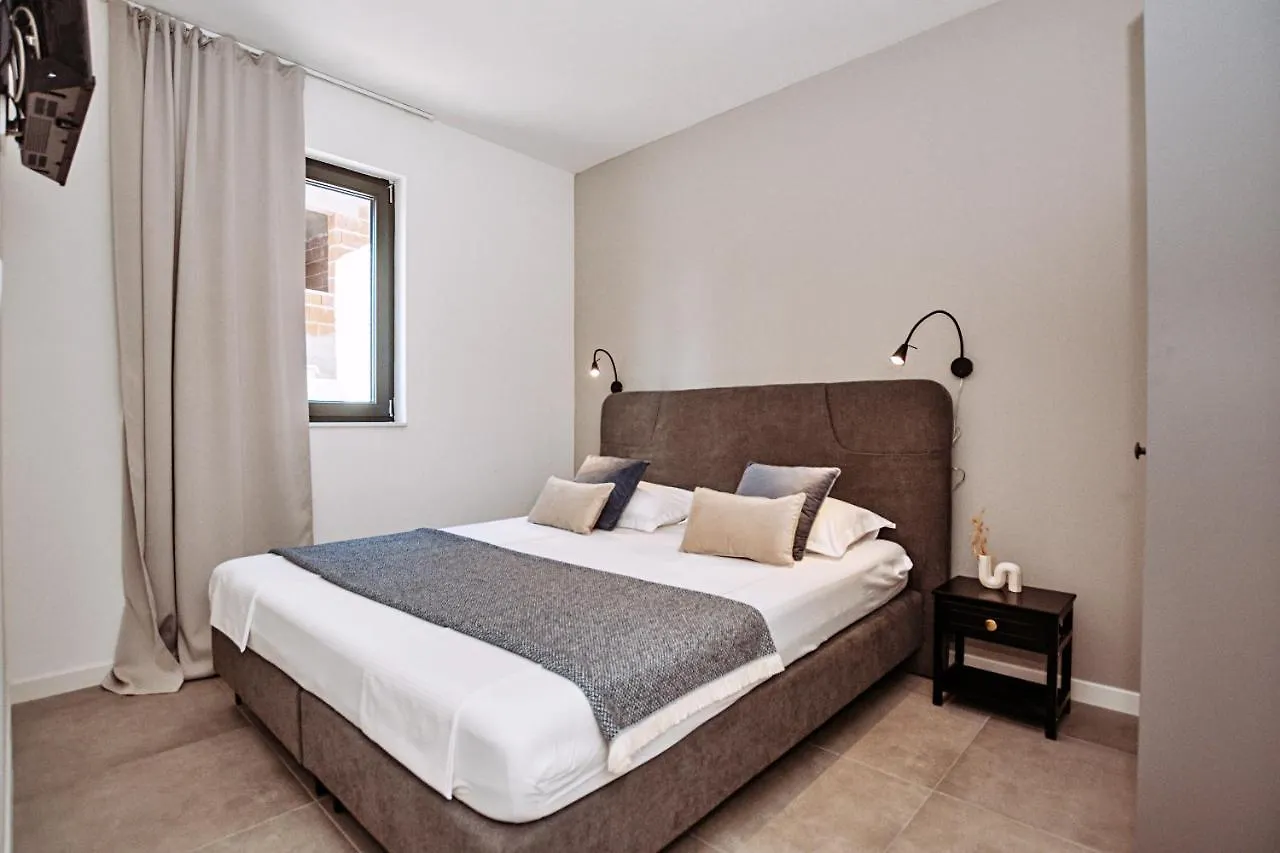 Appartement Sol Luxury Residence Near The Beach With Shared Heated Pool Božava
