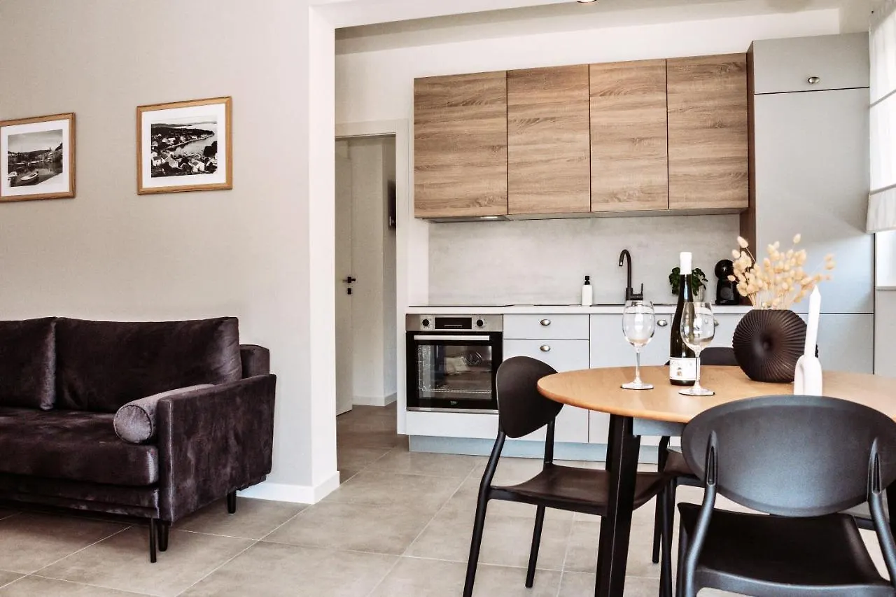Sol Luxury Residence Near The Beach With Shared Heated Pool Božava Appartement