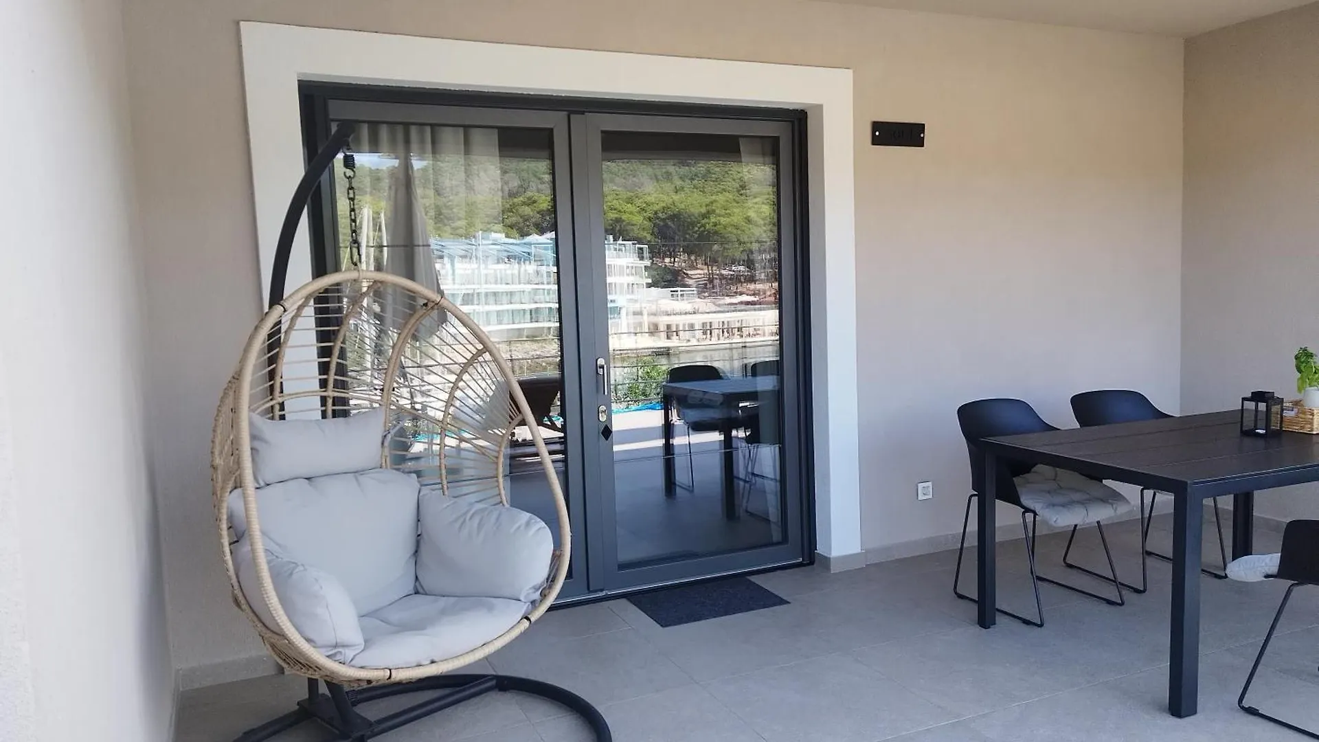 Sol Luxury Residence Near The Beach With Shared Heated Pool Božava Appartement